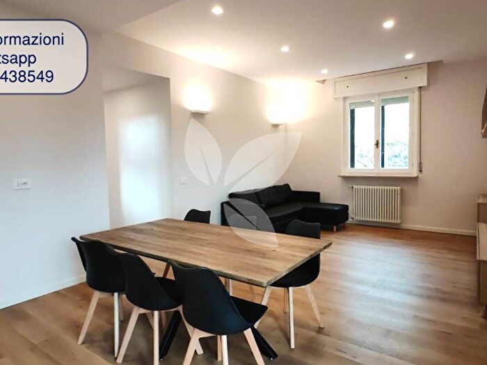 Appartamento trilocale in affitto in Viale Mentana, Centro Storico, Parma