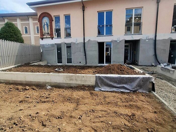 Appartamento bilocale in affitto in Via Ponte Vecchio, Gorla, Milano