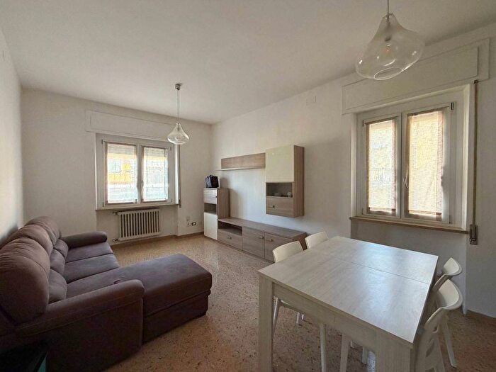 Appartamento quadrilocale in affitto in Via Brigata Aosta, San Massimo Croce Bianca, Verona