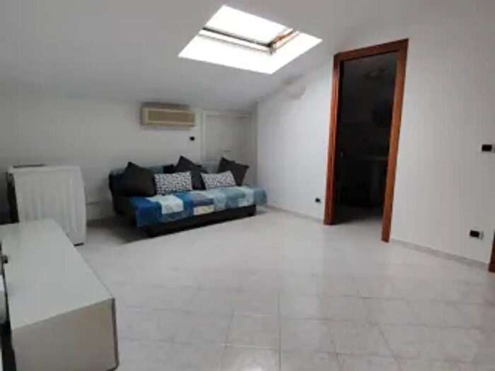 Casa bilocale in vendita in Via Aquila, Carsoli