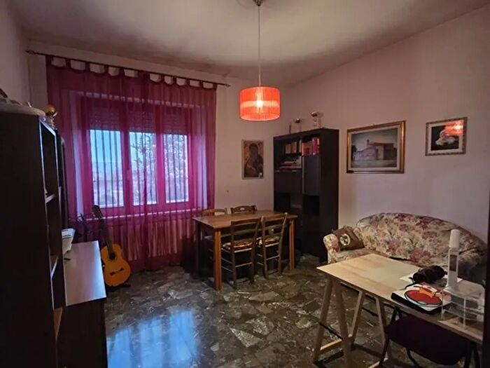 Appartamento con 7 locali in vendita in Via Roma, Montecosaro