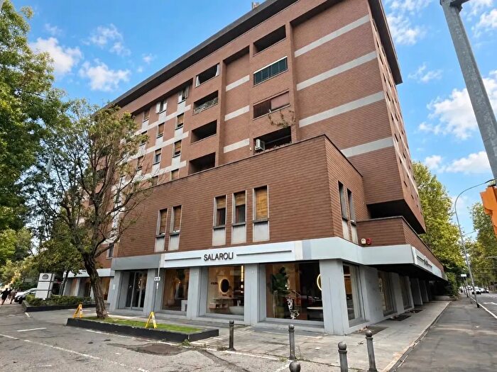 Appartamento monolocale in vendita in Viale Filopanti, Bologna