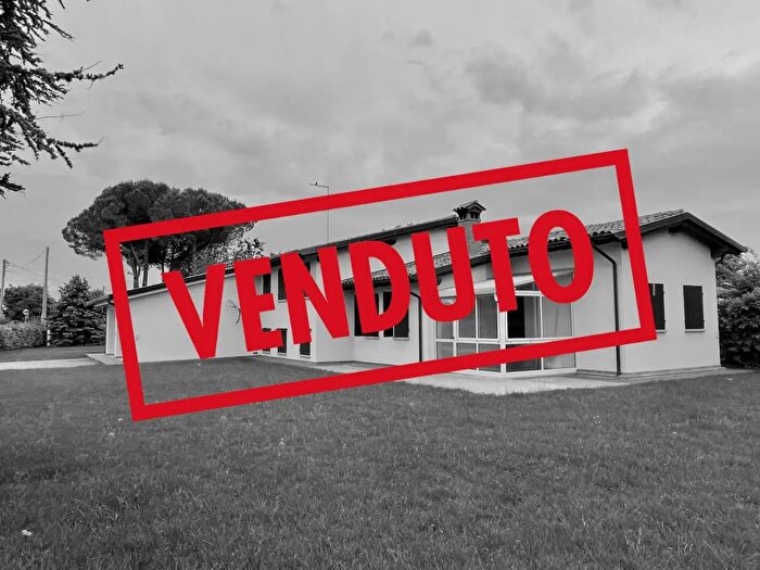 Casa con 6 locali in vendita in San Vito Al Tagliamento