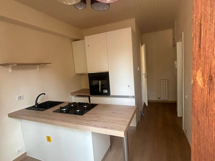 Appartamento bilocale in affitto in Via Francesco Daverio, Casbeno, Varese