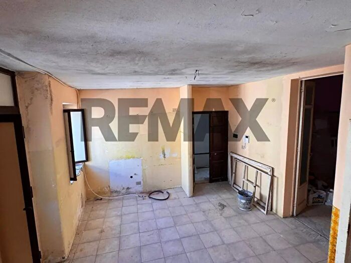 Appartamento trilocale in vendita in Via Cairoli, Melilli