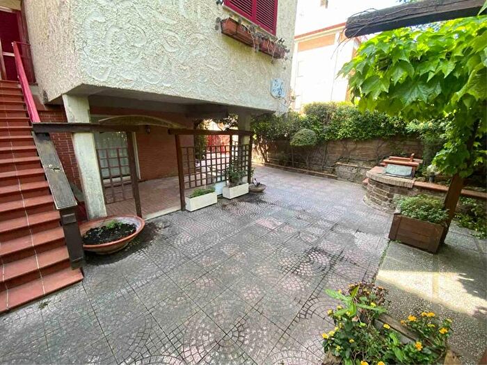 Casa con 5 locali in affitto in Via Montenero, Centro, Santa Marinella