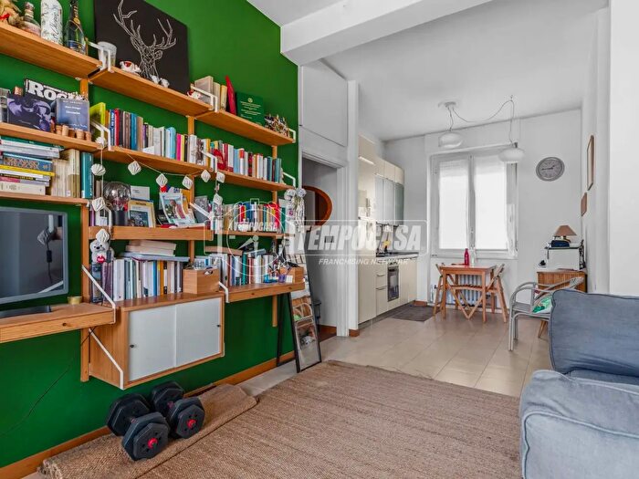 Appartamento trilocale in vendita in Via Lodovico Il Moro, Milano