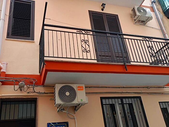 Appartamento bilocale in affitto in Via delle Palme, Centro, Bagheria