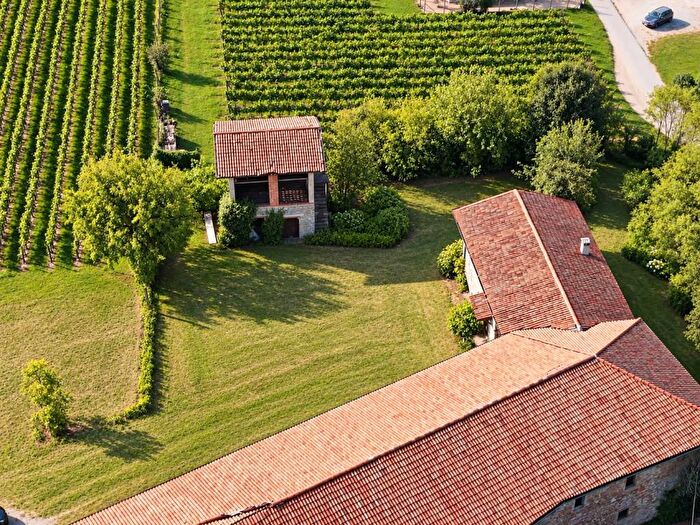 Casa in vendita in Capriolo