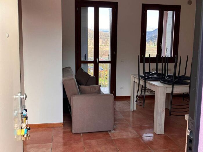 Appartamento trilocale in affitto in Meggiaro Basso, Este