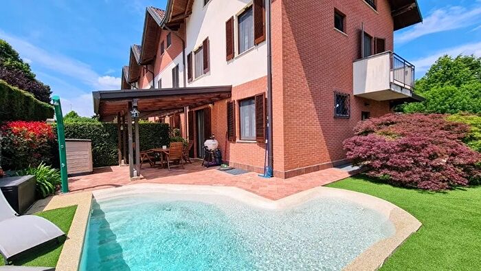 Casa con 5 locali in vendita in Via Maestri del Lavoro Gerbone Olgiate Olona Varese Lombardia Italia, Olgiate Olona