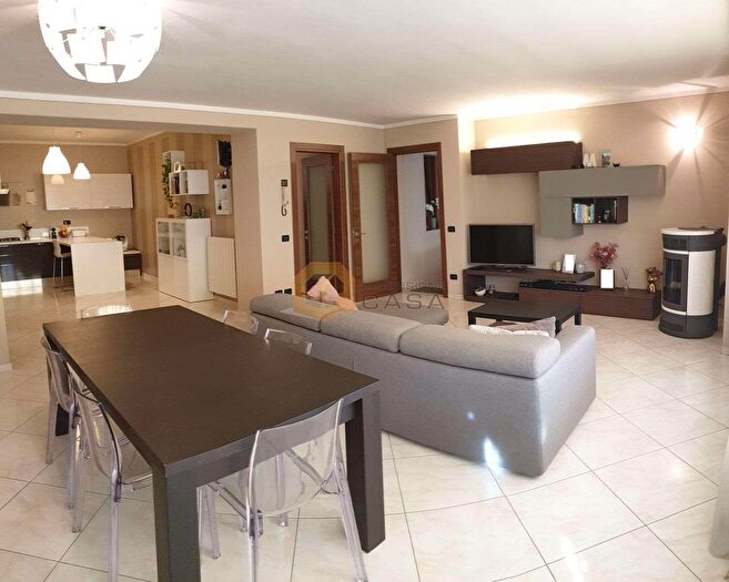 Casa con 13 locali in vendita in Bolognina, Bedizzole