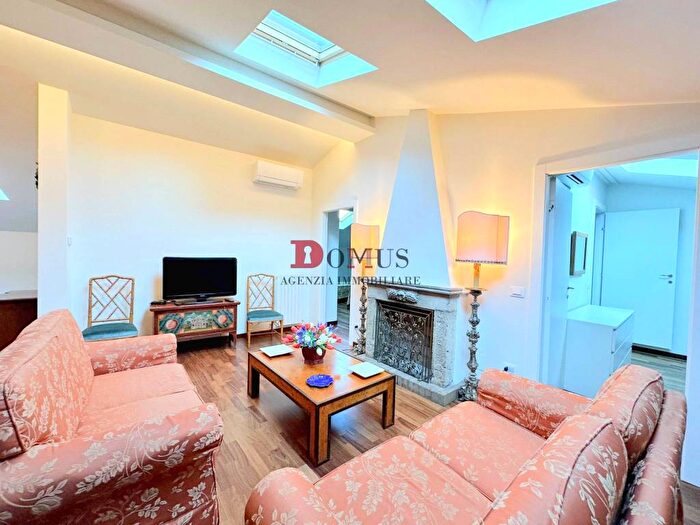 Appartamento quadrilocale in affitto in Via Principe Amedeo di Savoia, Centro, Mantova