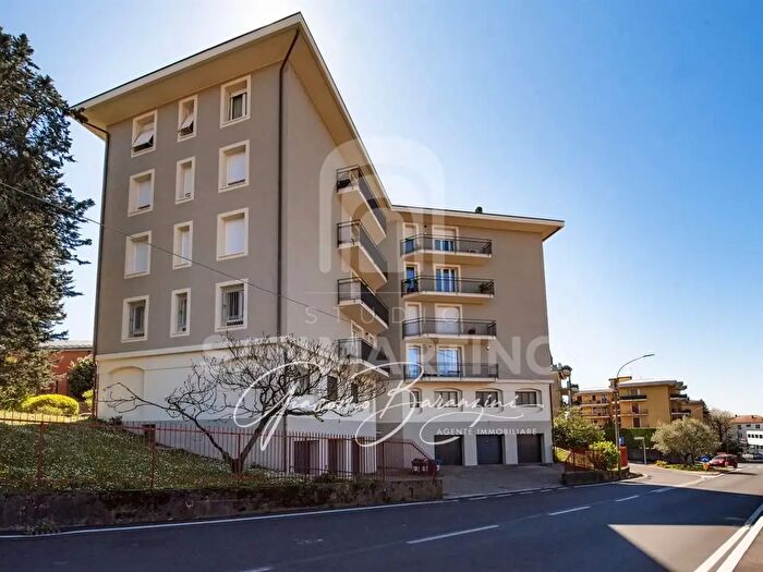 Appartamento quadrilocale in vendita in Via Maestri del Lavoro, Varese