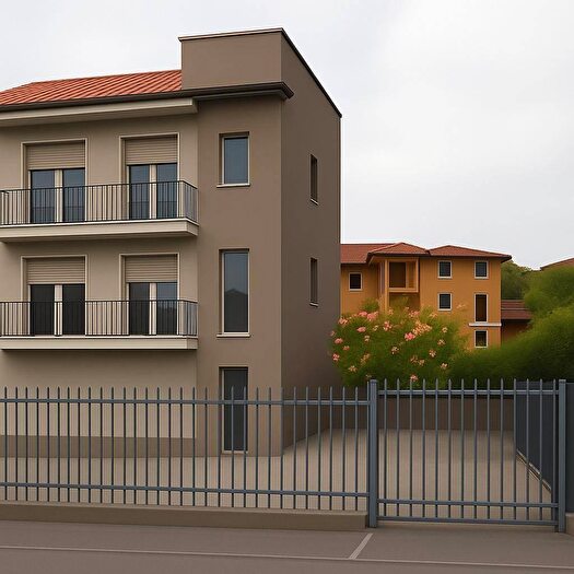 Appartamento trilocale in vendita in Don Pedrinelli, Carvico