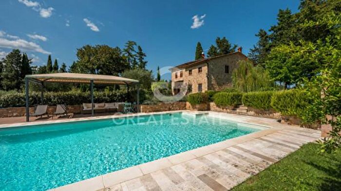 Casa con 6 locali in vendita in Via del Cimitero, Cetona