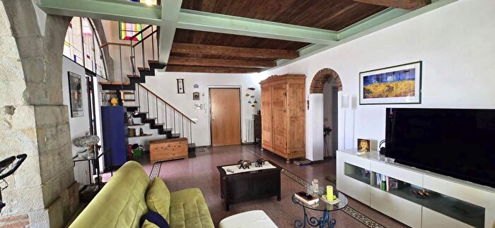 Appartamento con 6 locali in vendita in Camillo Benso Cavour, Pisa