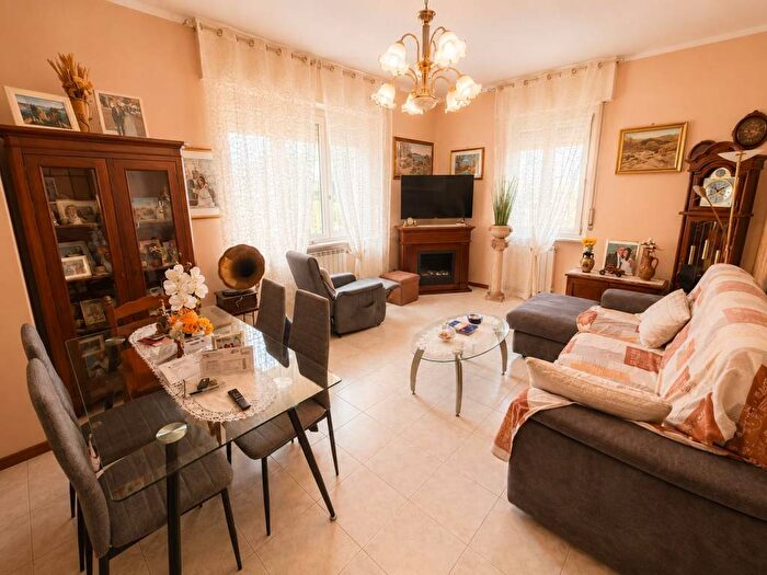 Appartamento bilocale in affitto in Via Gran Paradiso, Semicentro, Vercelli