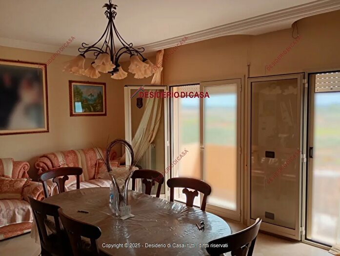 Appartamento con 5 locali in vendita in Trapani