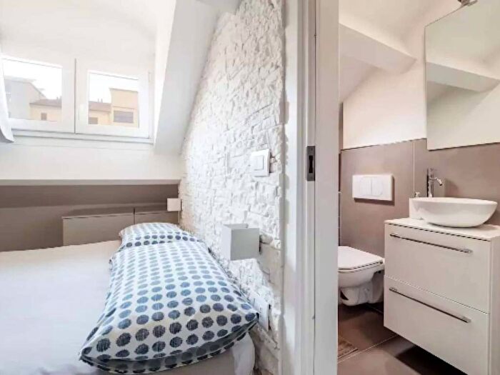 Appartamento monolocale in affitto in Via Giovanni Battista Sammartini, Centrale, Milano