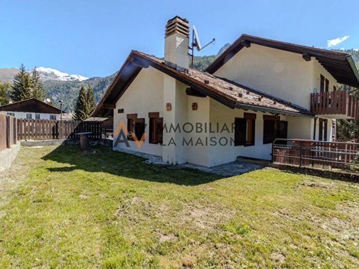 Appartamento quadrilocale in affitto in Champoluc Champlan, Ayas