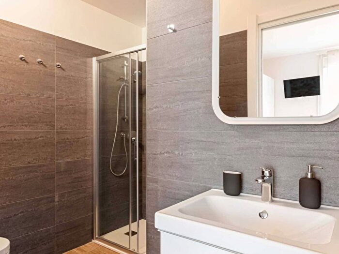 Appartamento in affitto in Via Luciano Manara, Guastalla, Milano