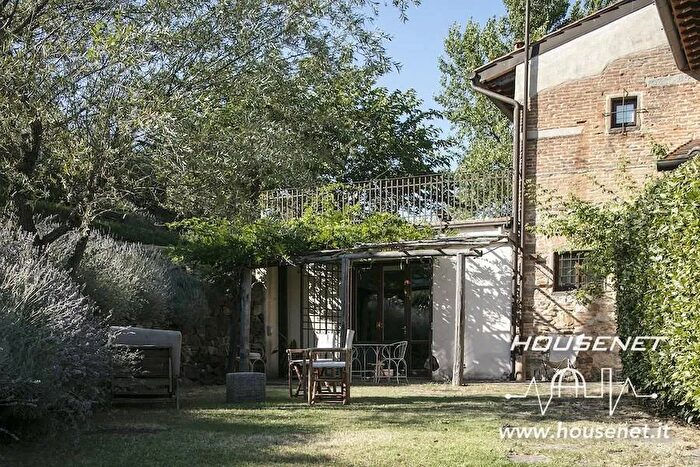 Casa con 5 locali in vendita in Via Arrendevole Carmignano, Carmignano