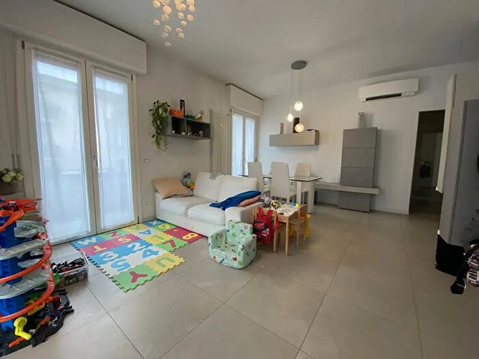 Appartamento quadrilocale in vendita in Via Guglielmo Marconi, Verona