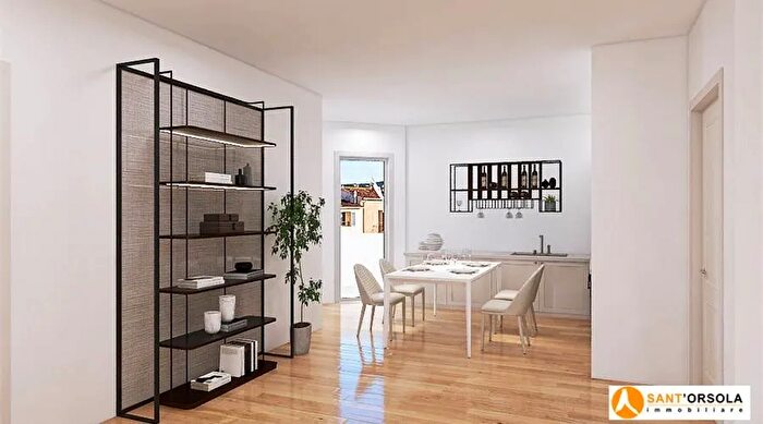 Appartamento con 7 locali in vendita in Correggio