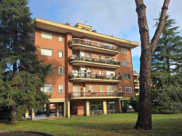 Casa quadrilocale in affitto in Via Frascineto, Anagnina, Roma