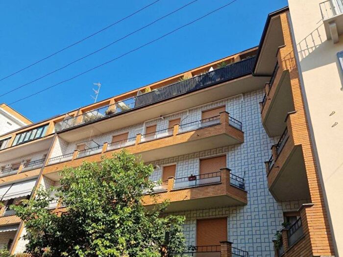 Appartamento bilocale in affitto in Via San Rocco, Porta Romana Medaglie dOro, Milano