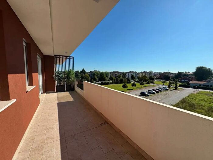 Appartamento quadrilocale in vendita in Via Castellana, Venezia