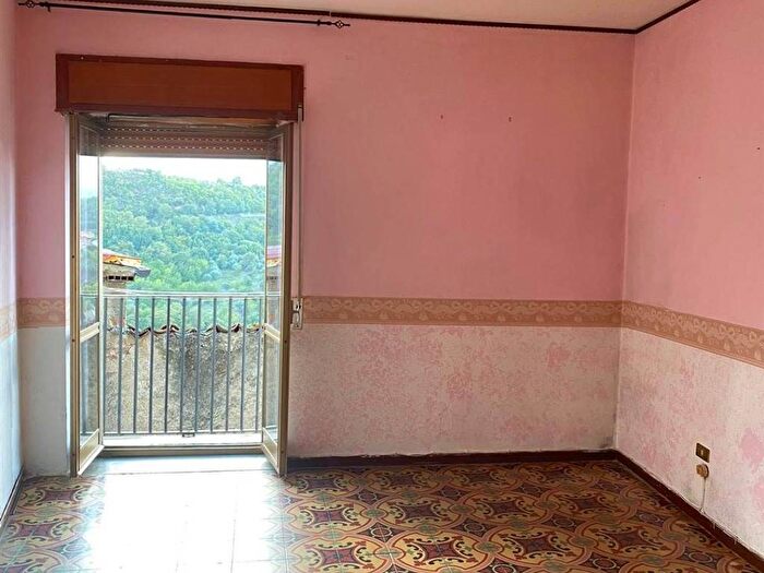 Appartamento con 6 locali in affitto in Via santa Maria, Vico, Aprigliano