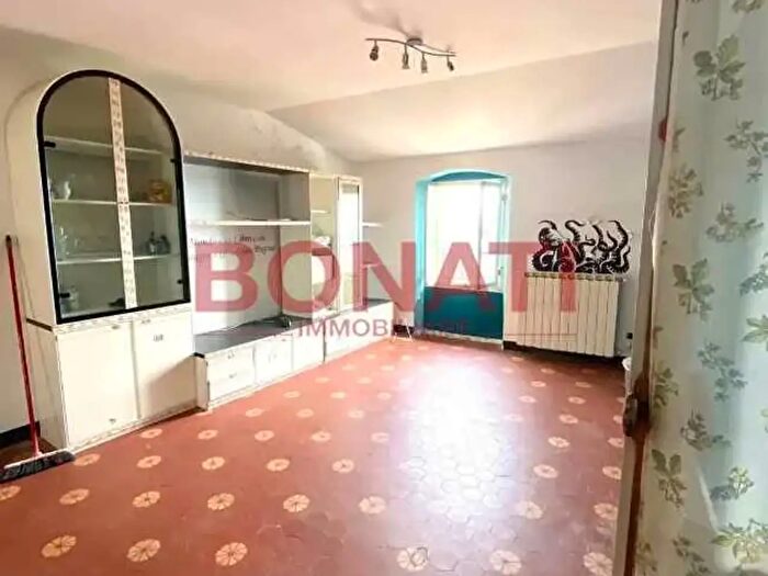 Casa quadrilocale in vendita in Follo
