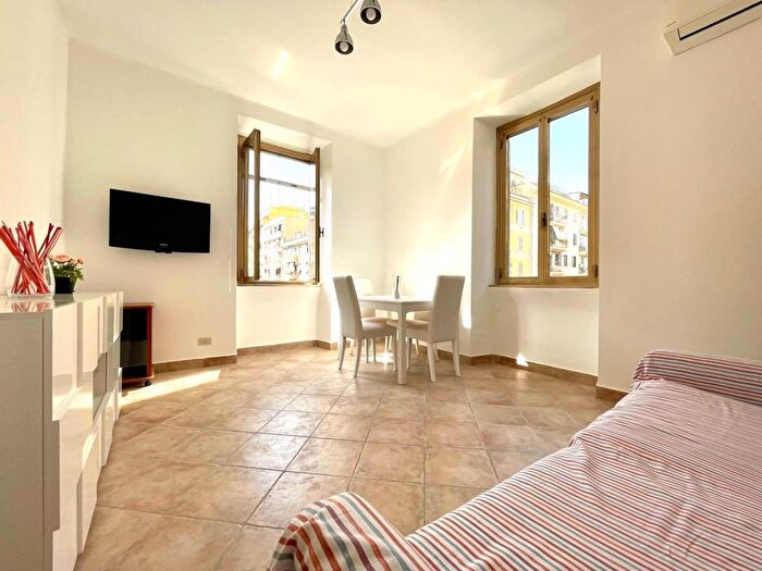 Appartamento bilocale in affitto in Via Clelia, Furio Camillo, Roma