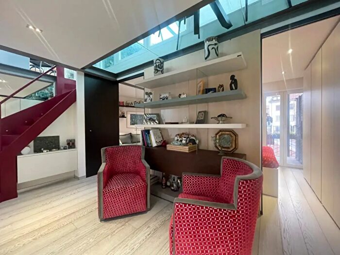 Appartamento bilocale in vendita in Strada della Carità, Milano