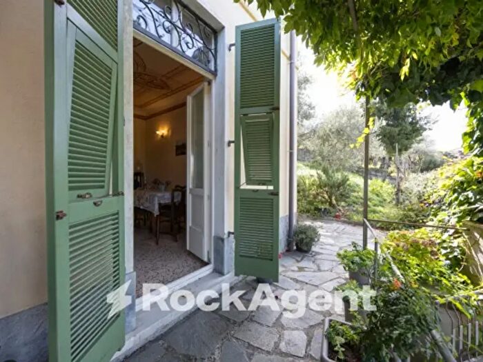 Casa con 5 locali in vendita in Via Martiri di Belfiore, Fivizzano