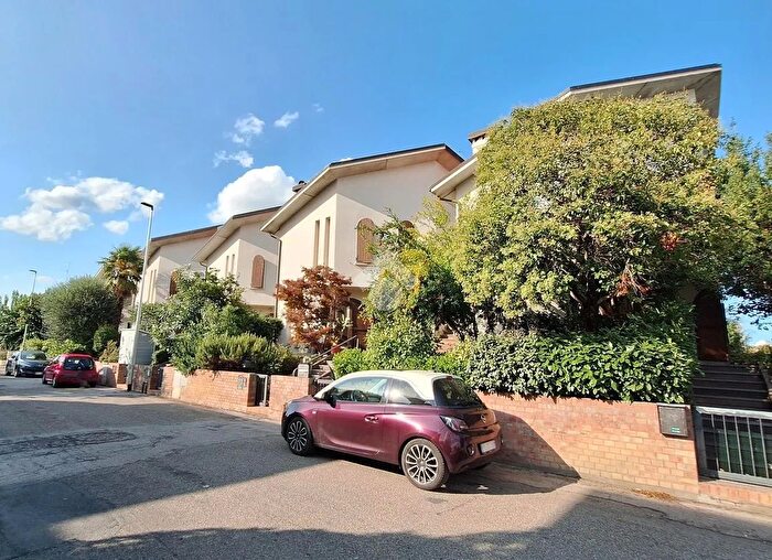 Appartamento quadrilocale in vendita in Via Giuseppe Biagi, Medicina