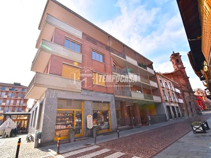 Appartamento con 5 locali in vendita in Via Umberto I, Volpiano