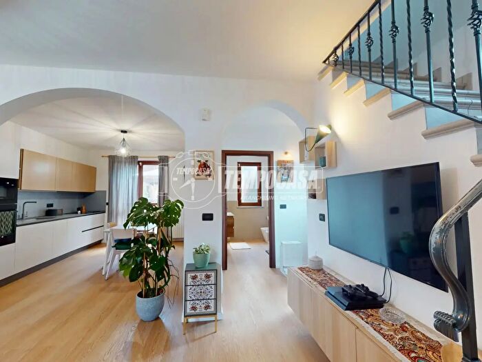 Case in Vendita e in Affitto - 3