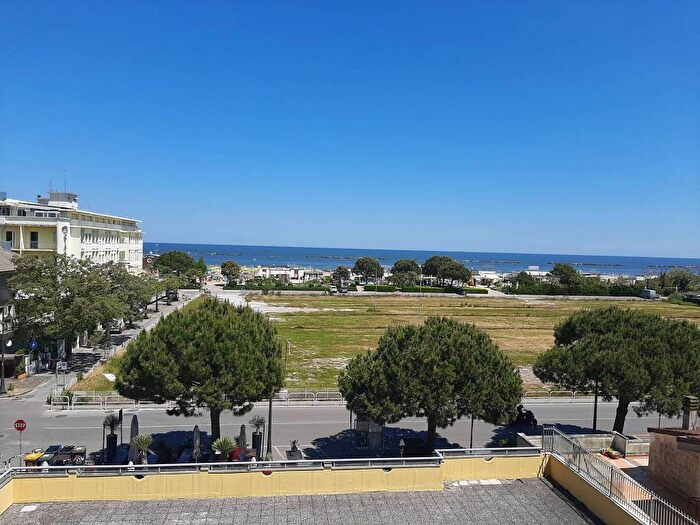 Appartamento bilocale in affitto in Viale Milano, Cesenatico Levante, Cesenatico