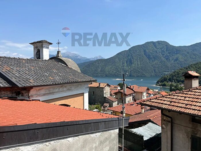 Casa bilocale in vendita in Don Giuseppe Cadenazzi, Tremezzina