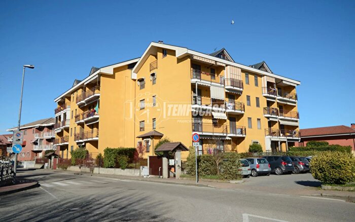 Appartamento trilocale in vendita in Via Malonetto, Brandizzo