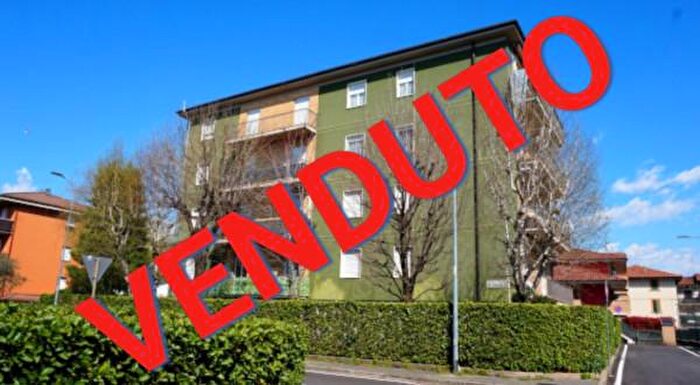 Appartamento trilocale in vendita in Via Raffaello Sanzio, Presezzo