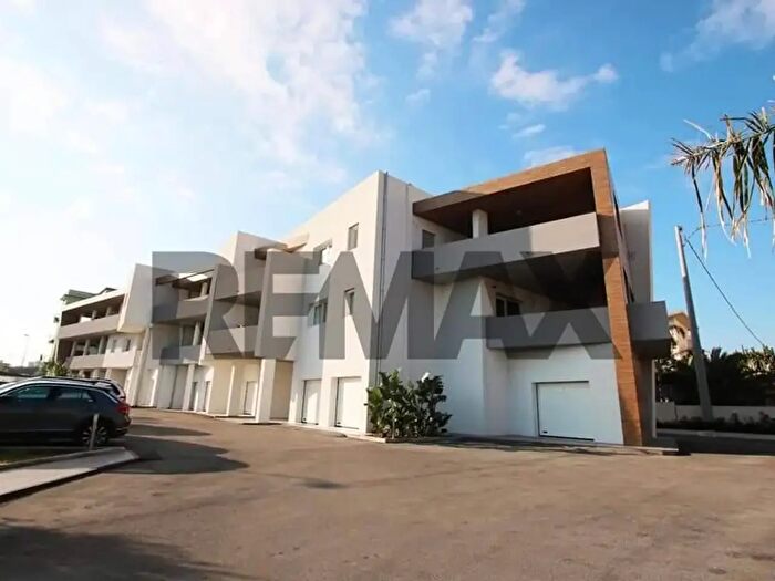 Appartamento trilocale in vendita in Viale Santa Panagia, Siracusa