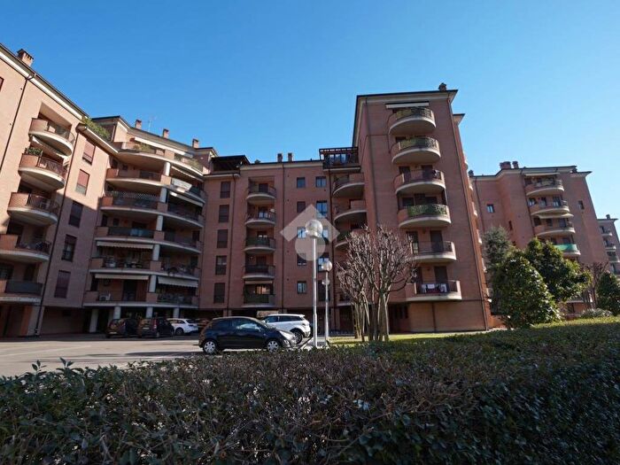 Appartamento trilocale in affitto in Via A Jori Lisiat, Baggiovara, Modena