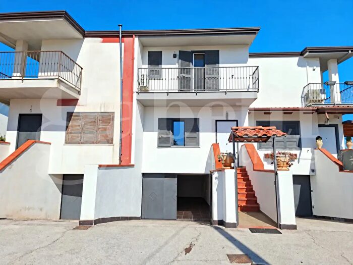 Casa con 5 locali in vendita in Taverna Zarone Snc, Teano