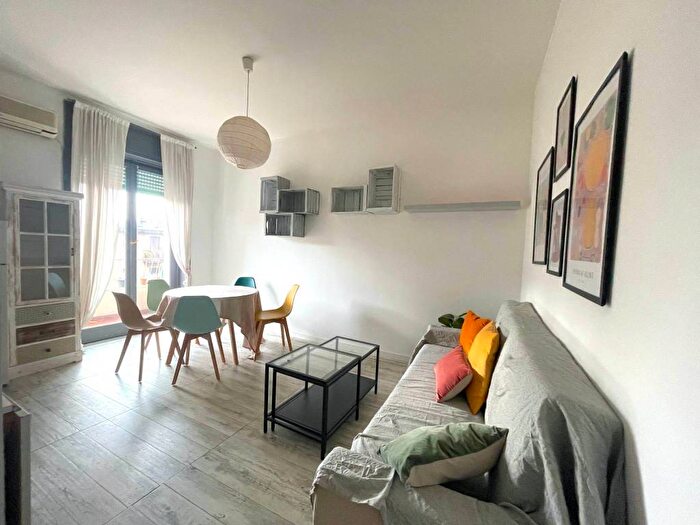Appartamento bilocale in affitto in Via Lario, Zara, Milano