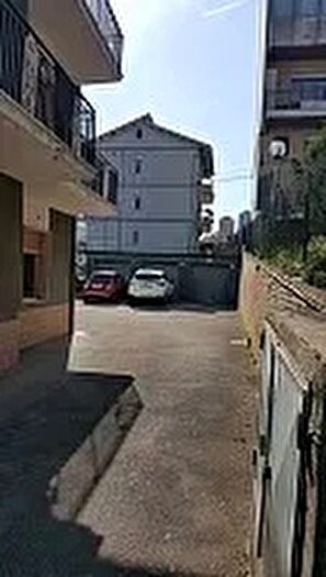Appartamento con 5 locali in vendita in Via dei Carecini Chieti Ch, Chieti