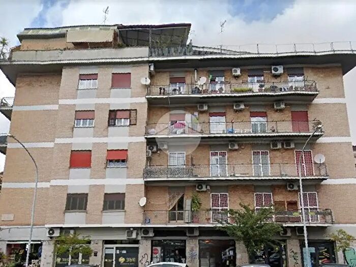 Appartamento bilocale in affitto in Via Cipriano Facchinetti, Roma